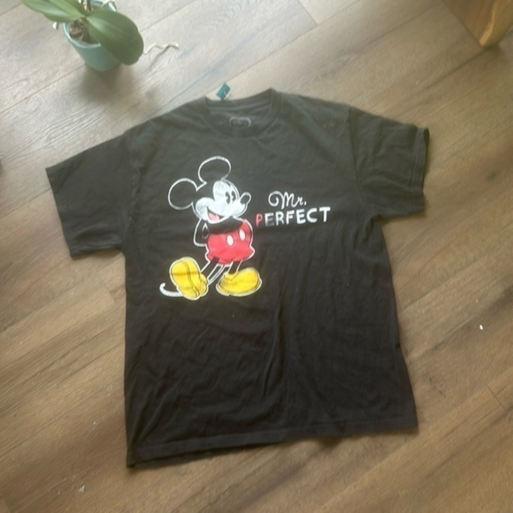 Disney Shirt !! Large